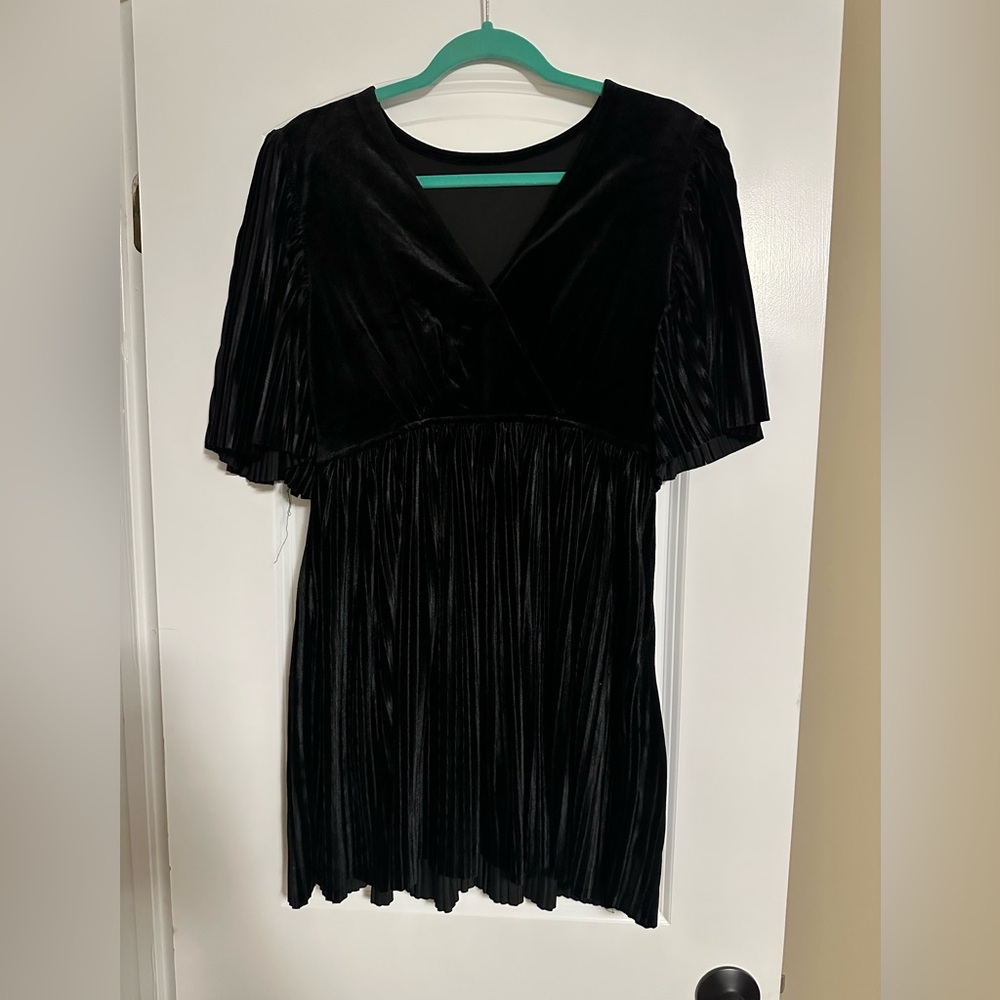 Elegant Black Velvet Dress